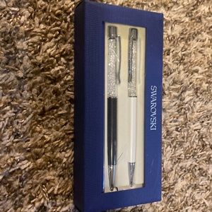 BRAND NEW SWAROVSKI #1145451 CRYSTALLINE LADY BALLPOINT PENS (SET OF 2)